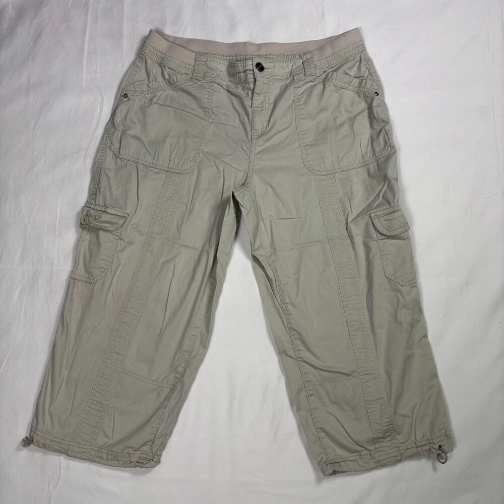 Y2K Beige Utility Cargo Capri Pants | Low Rise